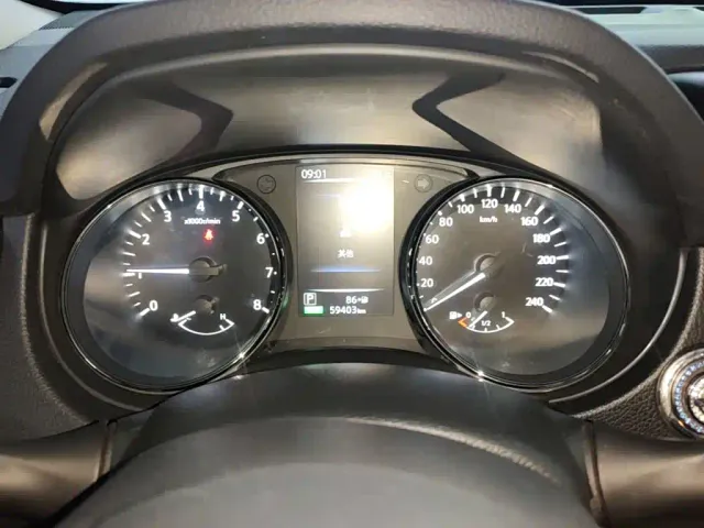 Nissan X-Trail — Фото автомобиля 11