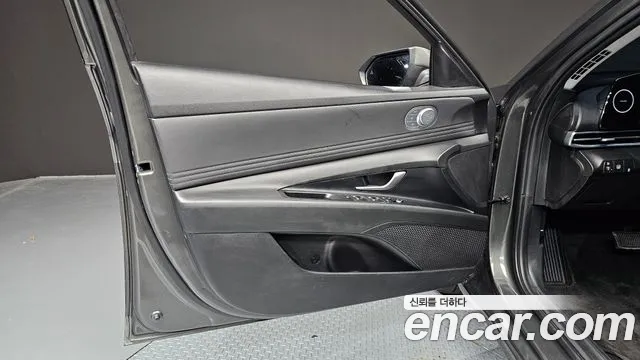 Hyundai Avante CN7 — Фото автомобиля 13