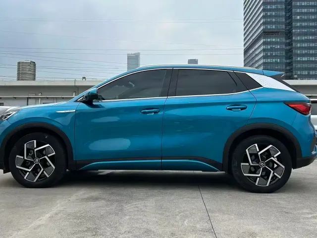 BYD Yuan PLUS — Фото автомобиля 10