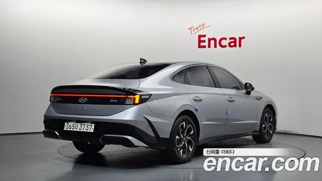 Hyundai Sonata — Фото автомобиля 2