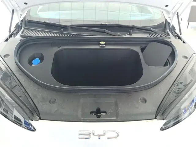 BYD Seal 06 — Фото автомобиля 10