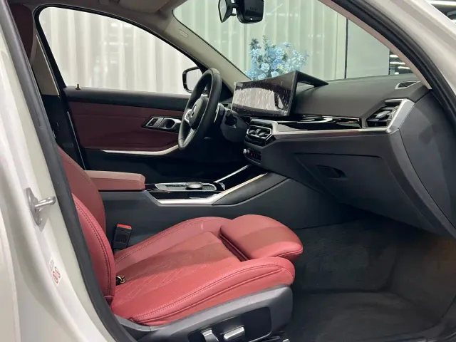 BMW 3 Series — Фото автомобиля 5