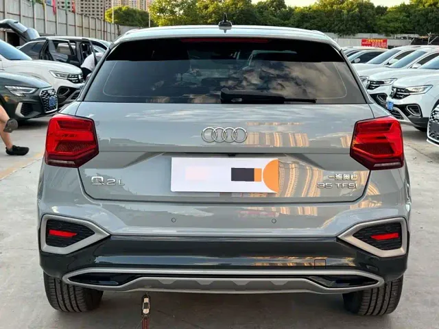 Audi Q2L — Фото автомобиля 7