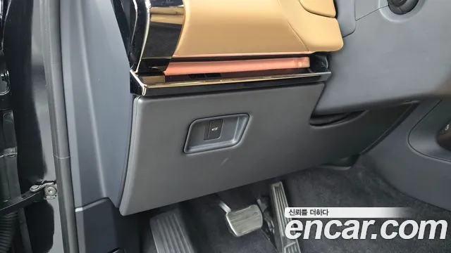 Land Rover Range Rover Sport — Фото автомобиля 26