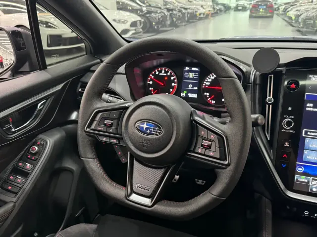 Subaru WRX — Фото автомобиля 11