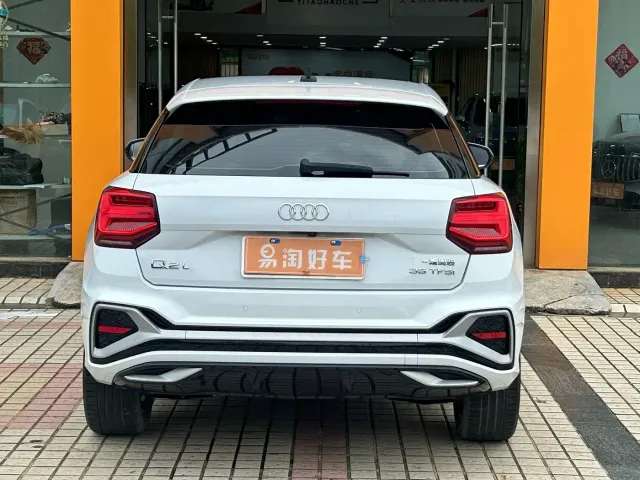 Audi Q2L — Фото автомобиля 6