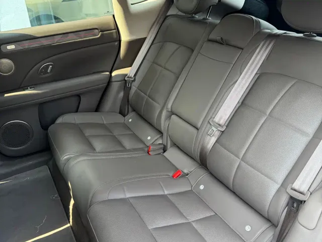 IM Motors LS6 — Фото автомобиля 9