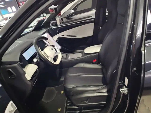 Geely Galaxy L7 — Фото автомобиля 14