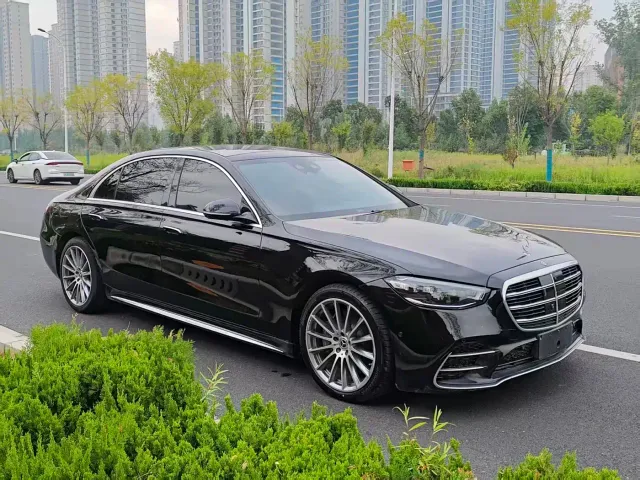 Mercedes-Benz S-Class — Фото автомобиля 3