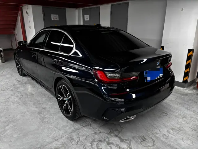 BMW 3 Series — Фото автомобиля 15