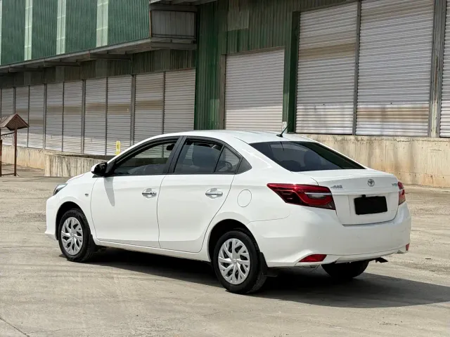 Toyota Vios — Фото автомобиля 4