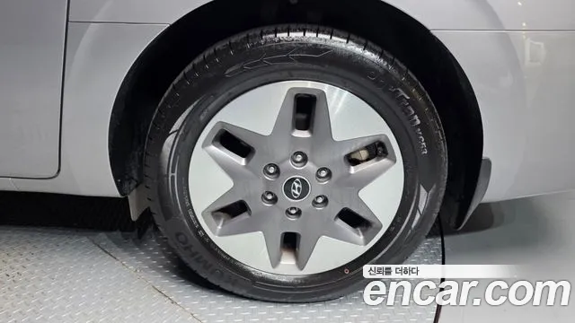 Hyundai Staria Staria L3.5 Tourer 9 мест — Фото автомобиля 17