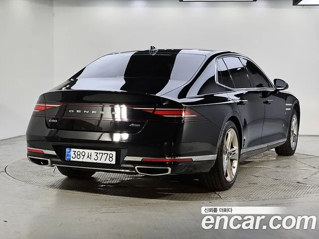 Genesis G90 Бензин 3.5 турбо AWD — Фото автомобиля 2