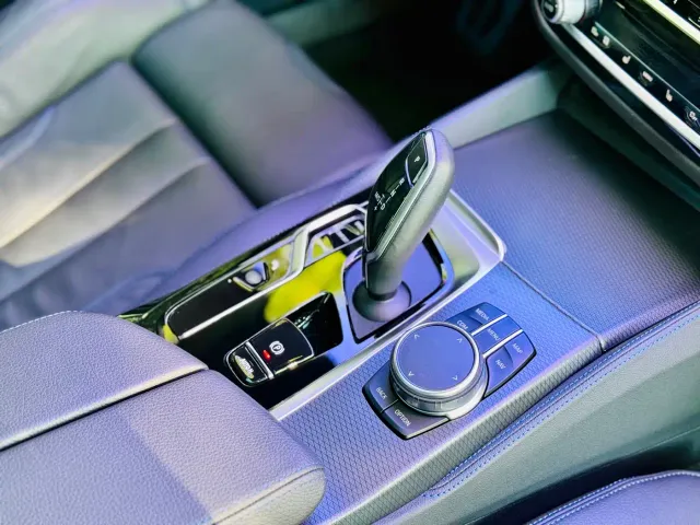 BMW 5 Series — Фото автомобиля 13