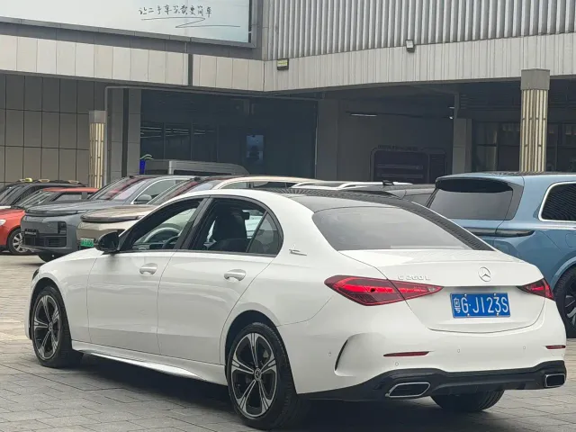 Mercedes-Benz C-Class — Фото автомобиля 11