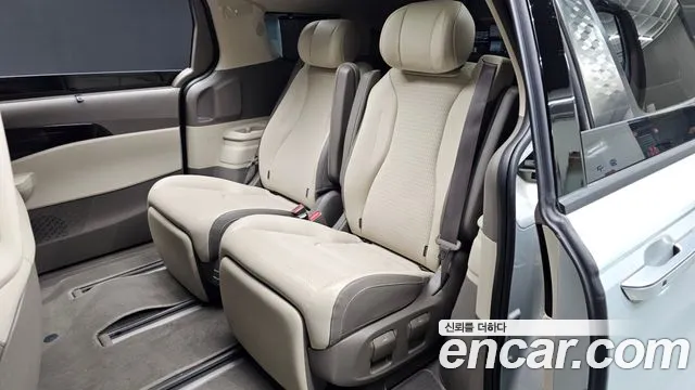 Kia Canival Новый Carnival 4 поколение 7 мест Signature — Фото автомобиля 12