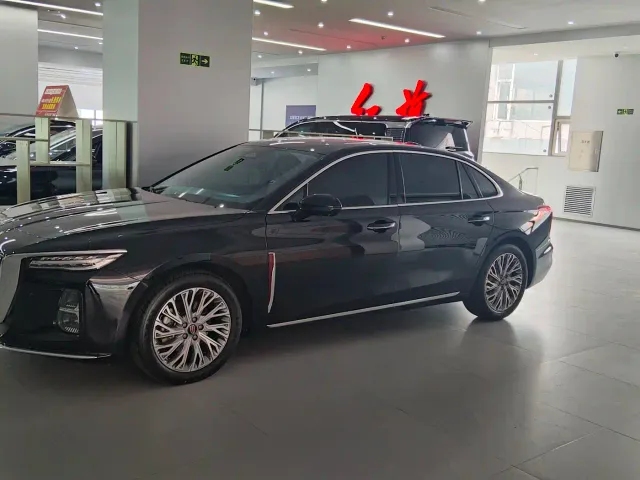 Hongqi H5 — Фото автомобиля 3