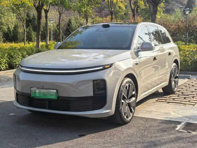 Фотография автомобиля — Li Auto L6