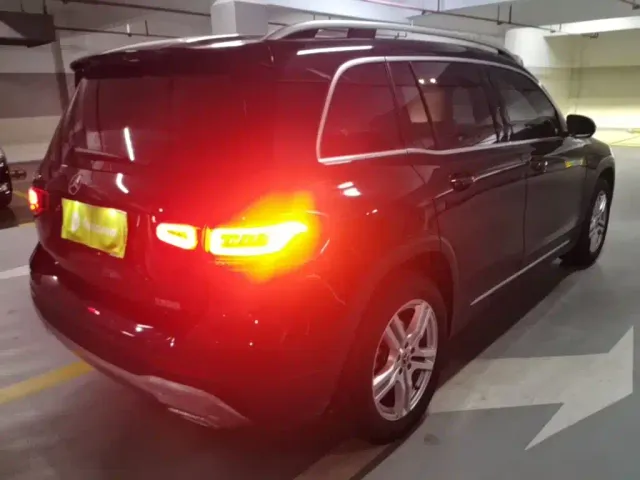 Mercedes-Benz GLB-Class — Фото автомобиля 6