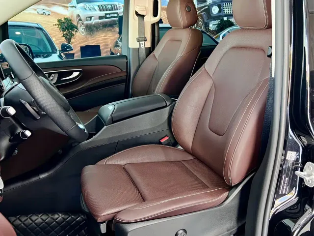 Mercedes-Benz V-Class — Фото автомобиля 6
