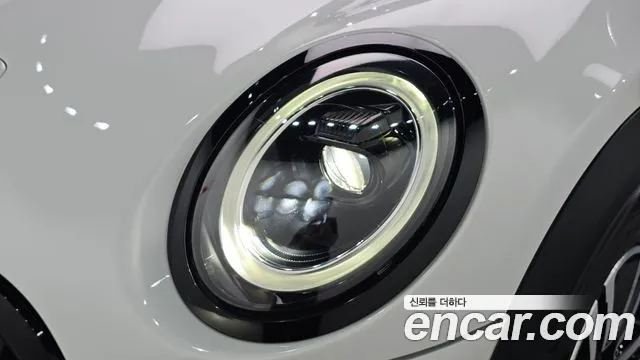 Mini Cooper — Фото автомобиля 22