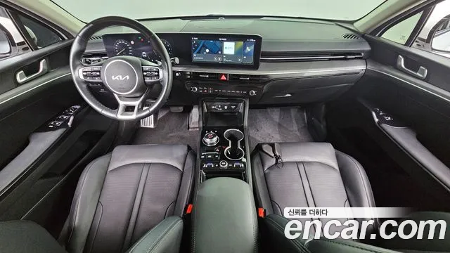 Kia K5 Новый K5 3 поколение 2.0 LPi(Для проката) — Фото автомобиля 7