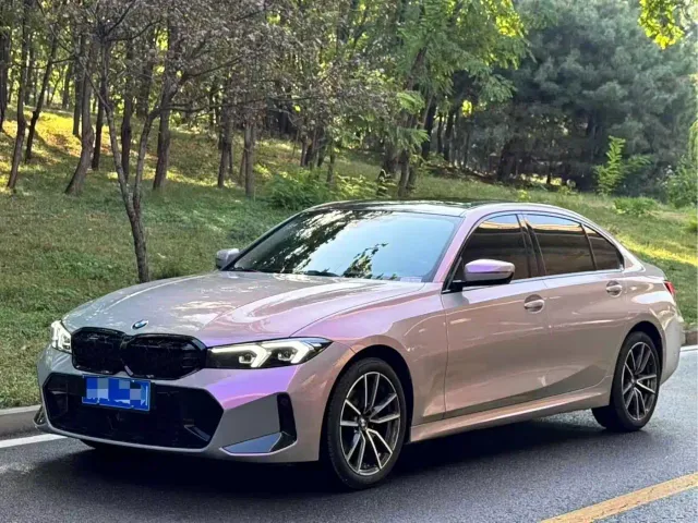 Фотография автомобиля — BMW 3 Series