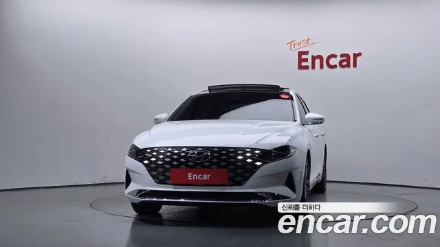 Hyundai Grandeur Новый Grandeur IG 3.0 LPi (Для проката) — Фото автомобиля 3