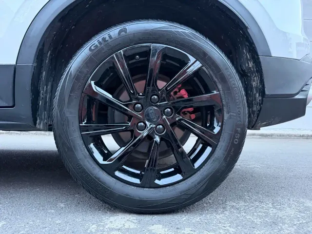 Geely Binyue — Фото автомобиля 21
