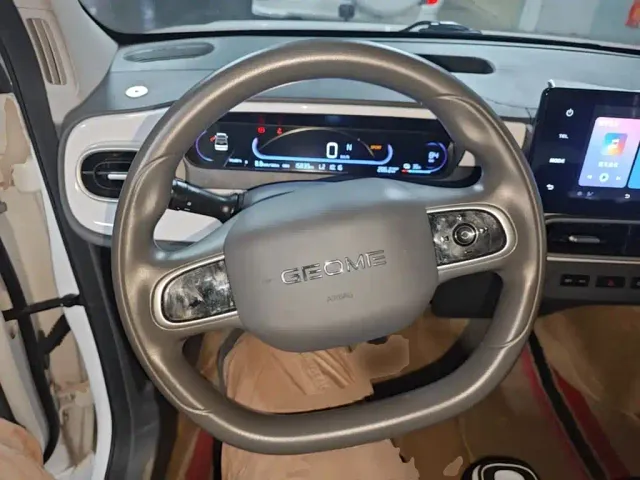 Geely Panda — Фото автомобиля 10