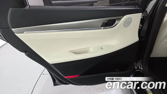 Hyundai Grandeur New — Фото автомобиля 14