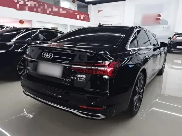 Audi A6L — Фото автомобиля 4
