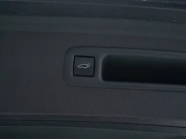 Toyota Highlander — Фото автомобиля 16