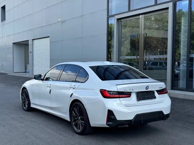 BMW 3 Series — Фото автомобиля 18