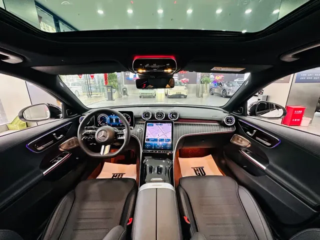Mercedes-Benz C-Class — Фото автомобиля 6