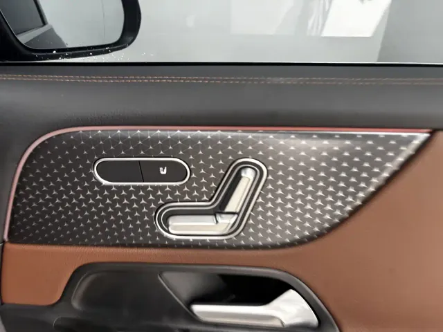 Mercedes-Benz GLB-Class — Фото автомобиля 26
