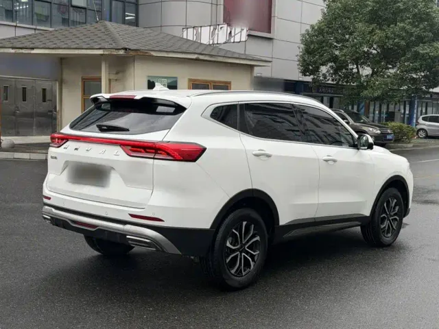 Haval H6 — Фото автомобиля 18