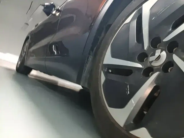 Nio ES8 — Фото автомобиля 21