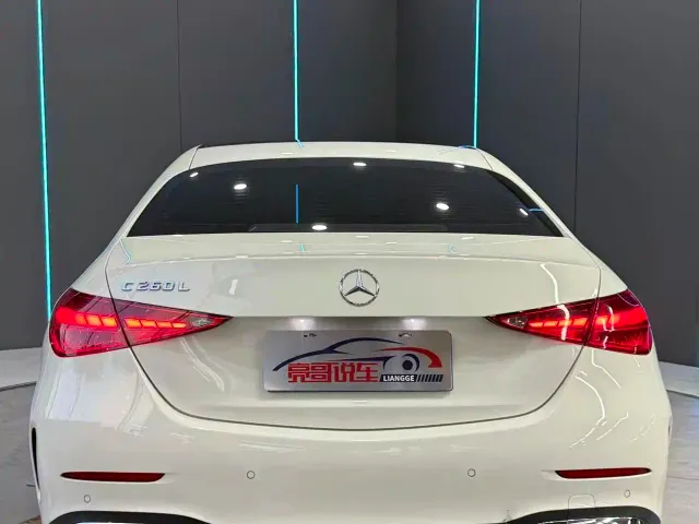 Mercedes-Benz C-Class — Фото автомобиля 7