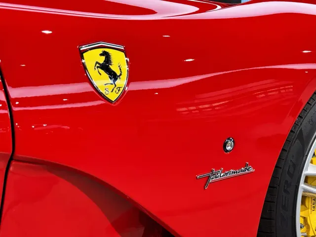 Ferrari 812 — Фото автомобиля 10