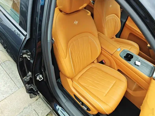 Dongfeng eπ 008 — Фото автомобиля 24