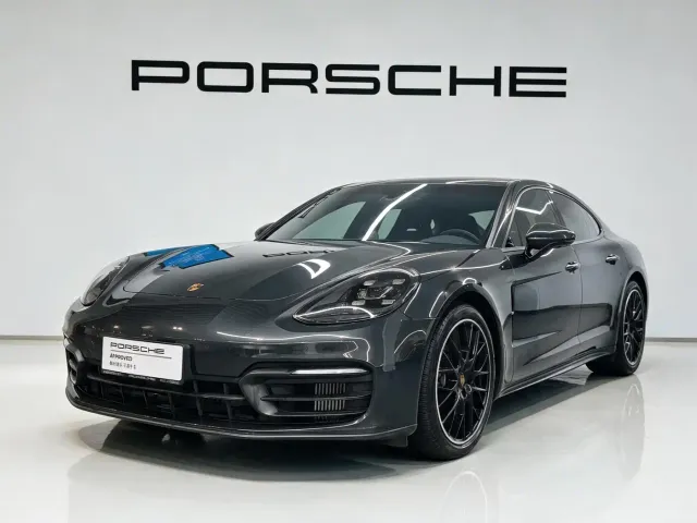 Porsche Panamera — Фото автомобиля 2