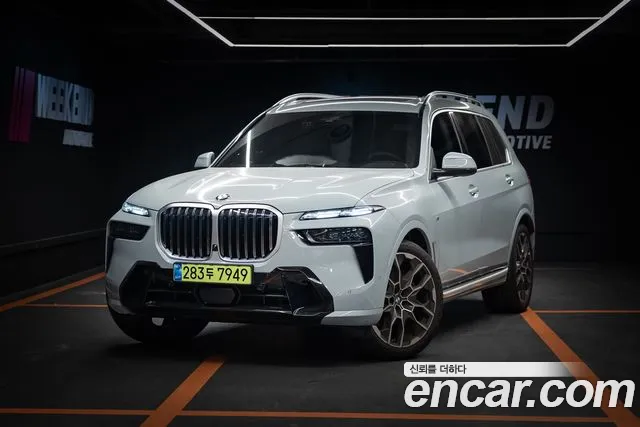 Фотография автомобиля — BMW X7 G07