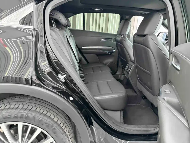 Cadillac XT4 — Фото автомобиля 18