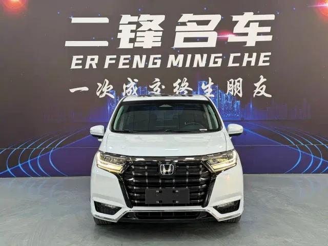 Honda Elysion — Фото автомобиля 2