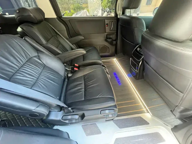 Honda Odyssey — Фото автомобиля 10