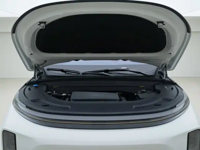 Li Auto Li Auto L7 2024 Pro — Фото автомобиля 6