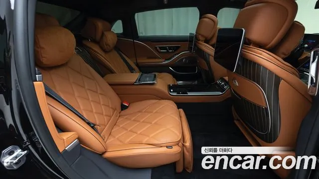 Mercedes-Benz S-Class — Фото автомобиля 11