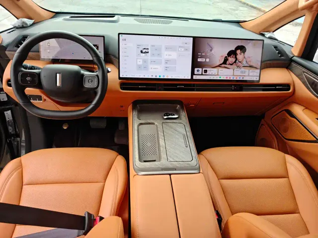 Wey Alpine — Фото автомобиля 7
