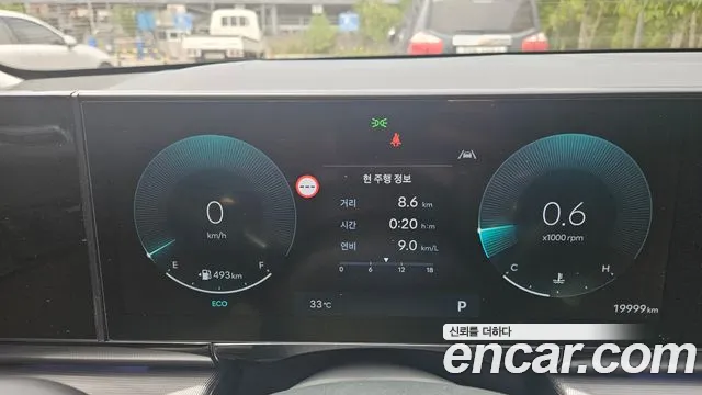 Hyundai Grandeur Grandeur (GN7) 2.5 Бензин 2WD — Фото автомобиля 8
